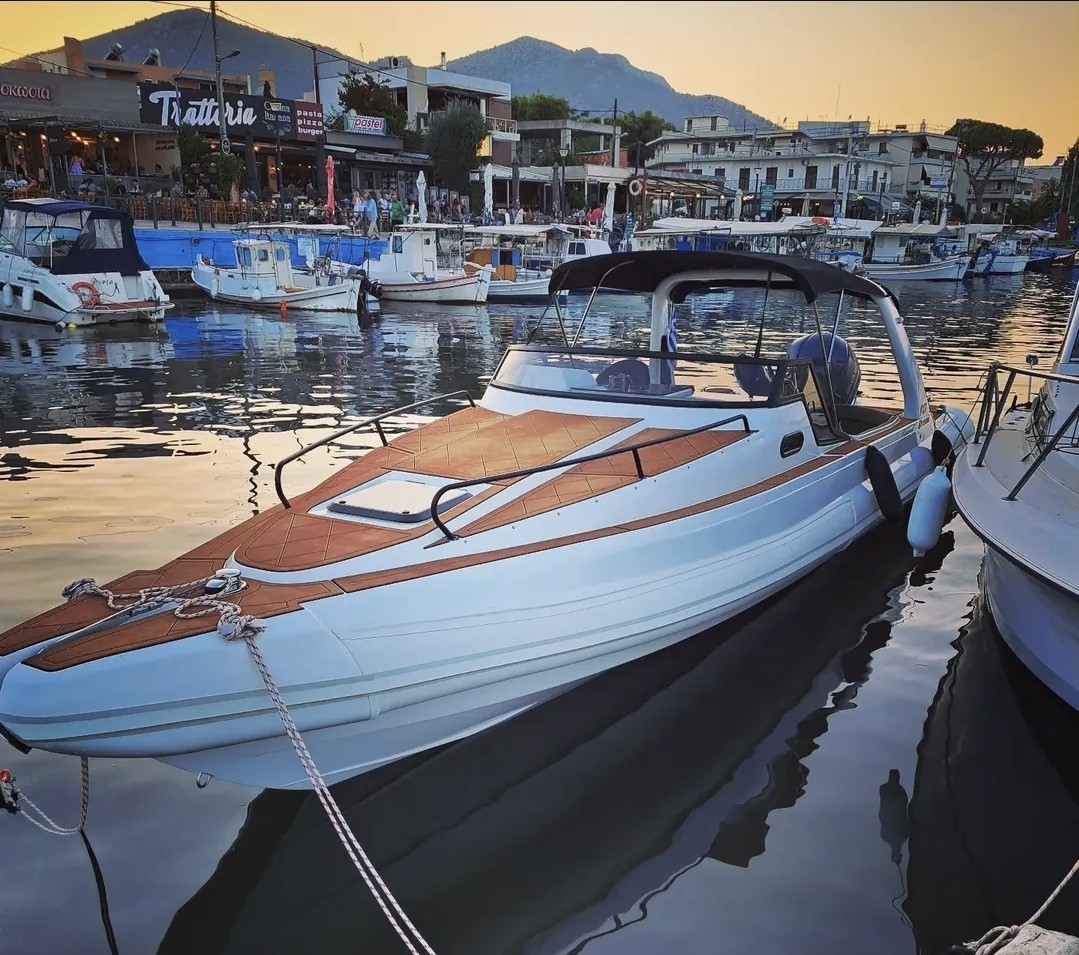 Ploimos, boat for rent in Athens