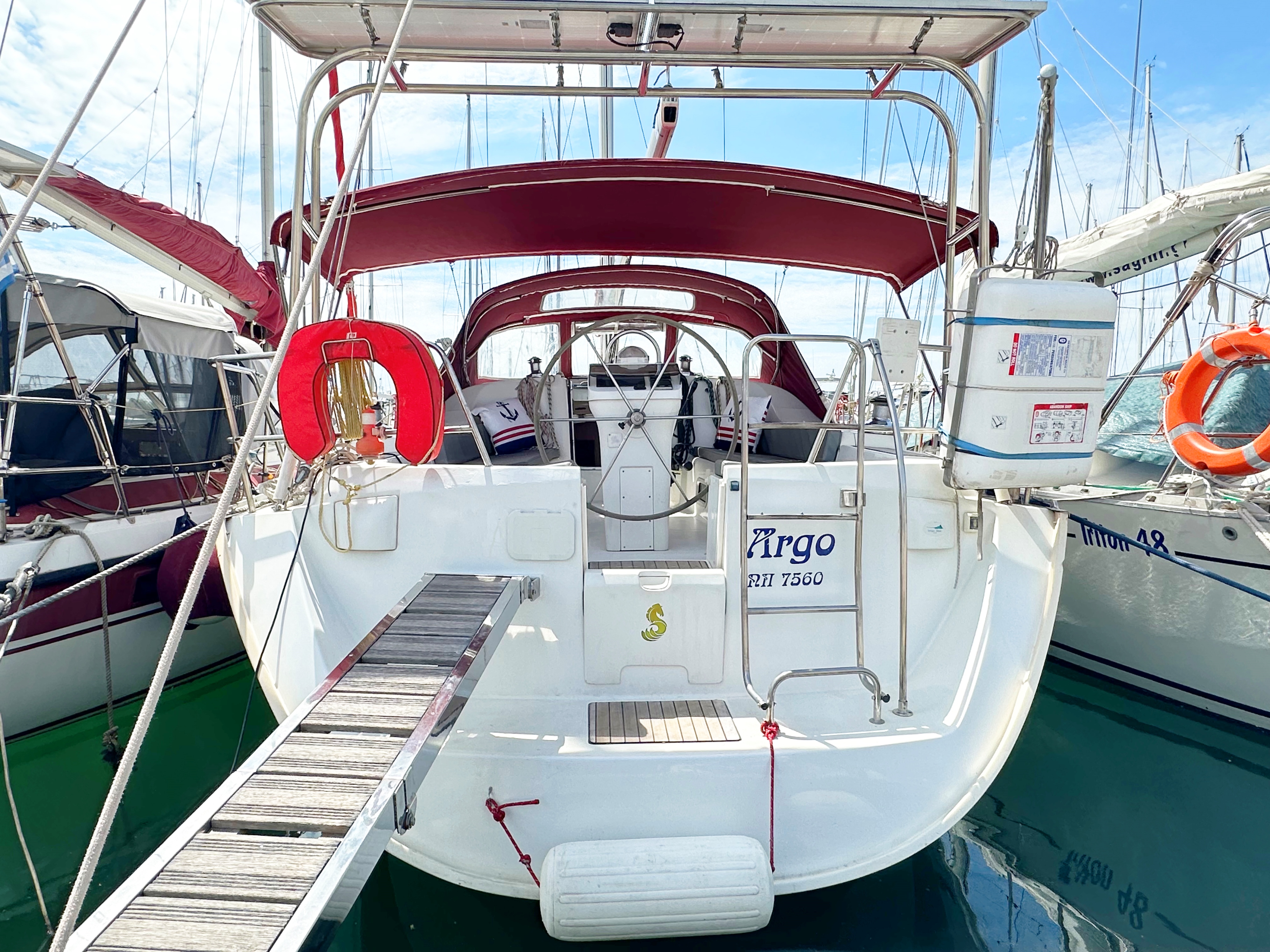 Argo, boat for rent in Athens