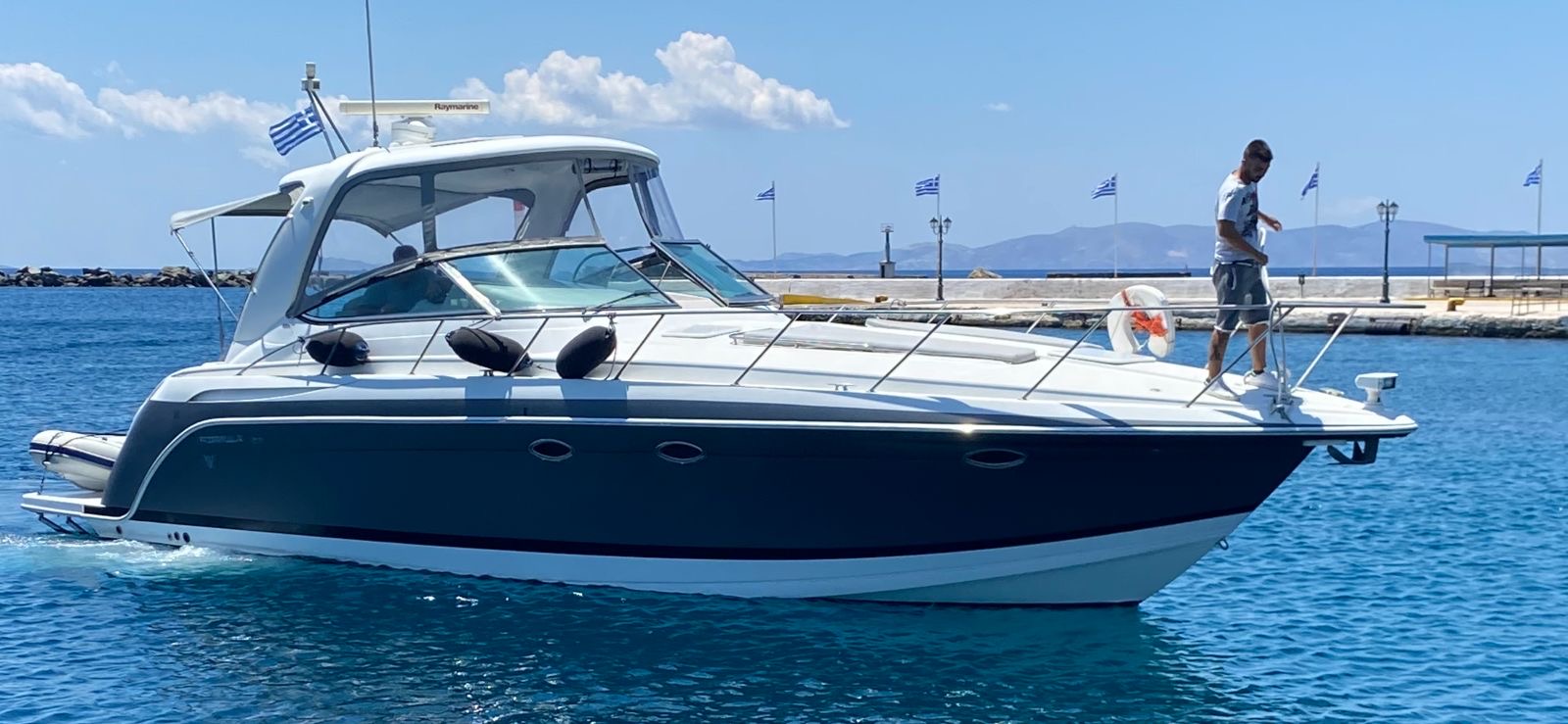 Noema, boat for rent in Athens