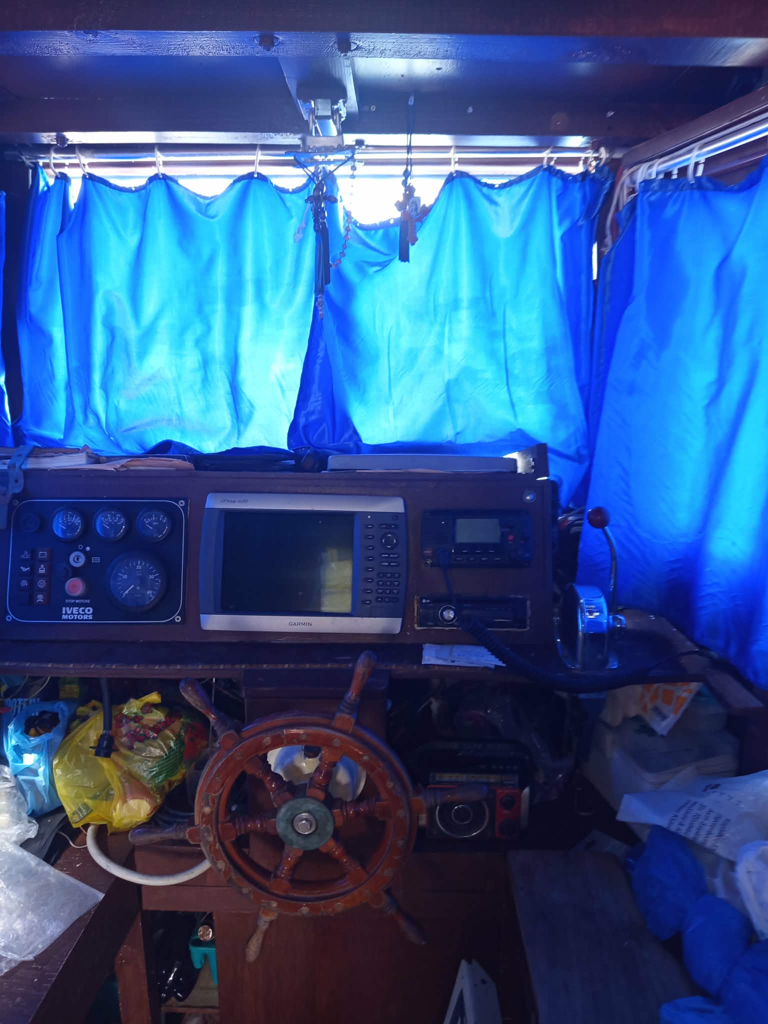 Agios Nikolaos III, boat for rent in Athens