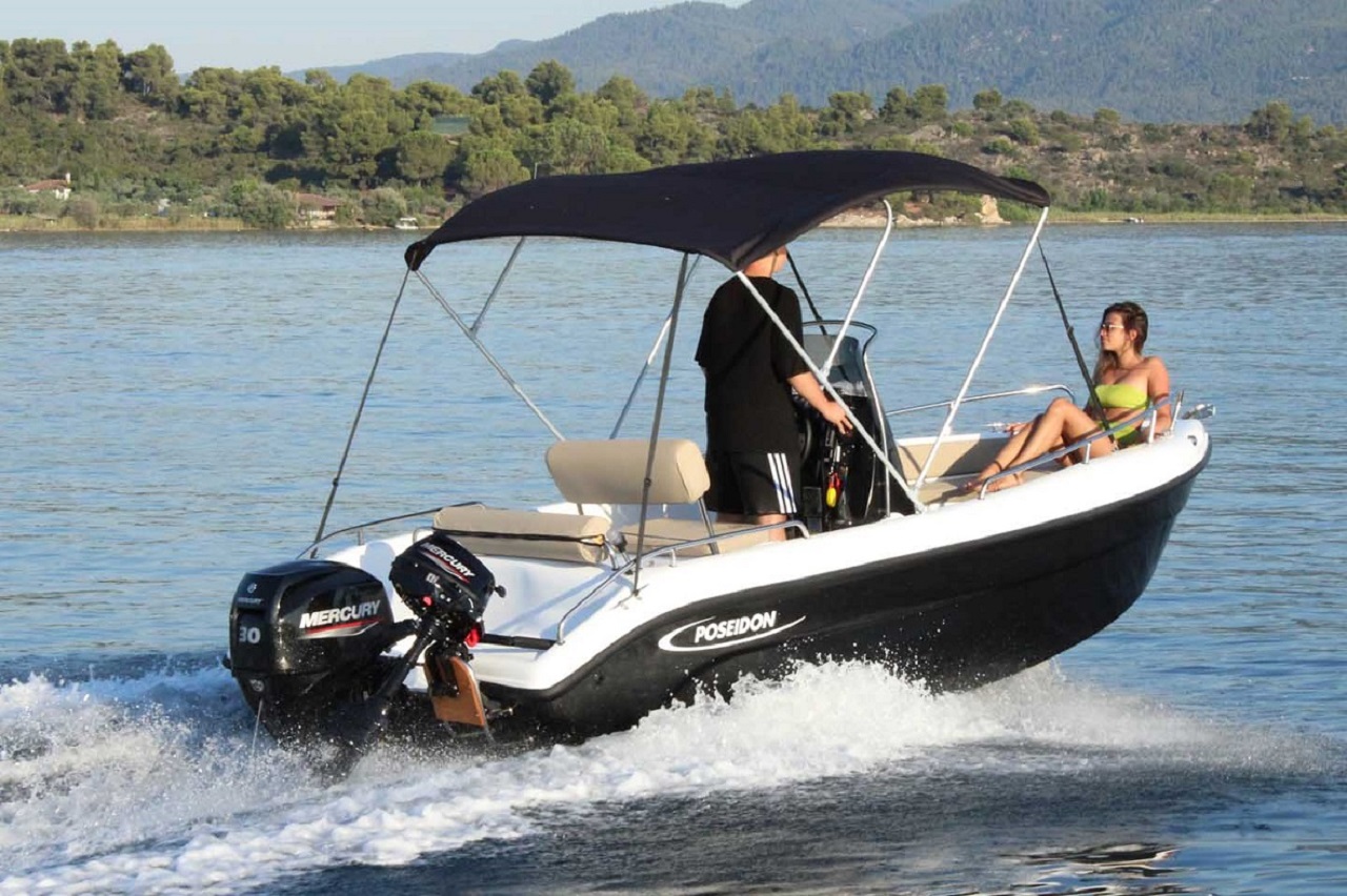 blue water, boat for rent in Athens
